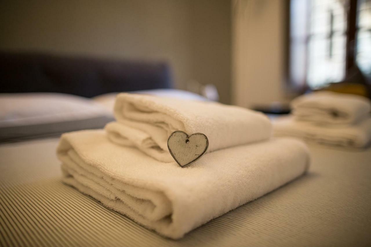 Antiche Colonne Suite เวโรนา ภายนอก รูปภาพ